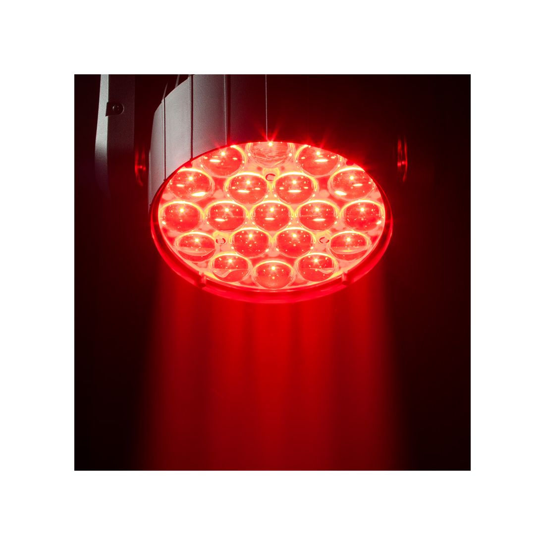 Vizi Wash Z19 - ADJ Norge